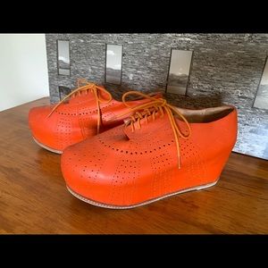 Jeffrey Campbell Havana Last size 9 orange platform shoes.